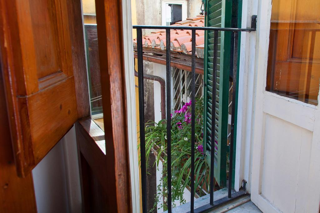فيلا Boutique Domus Navona Librari روما المظهر الخارجي الصورة